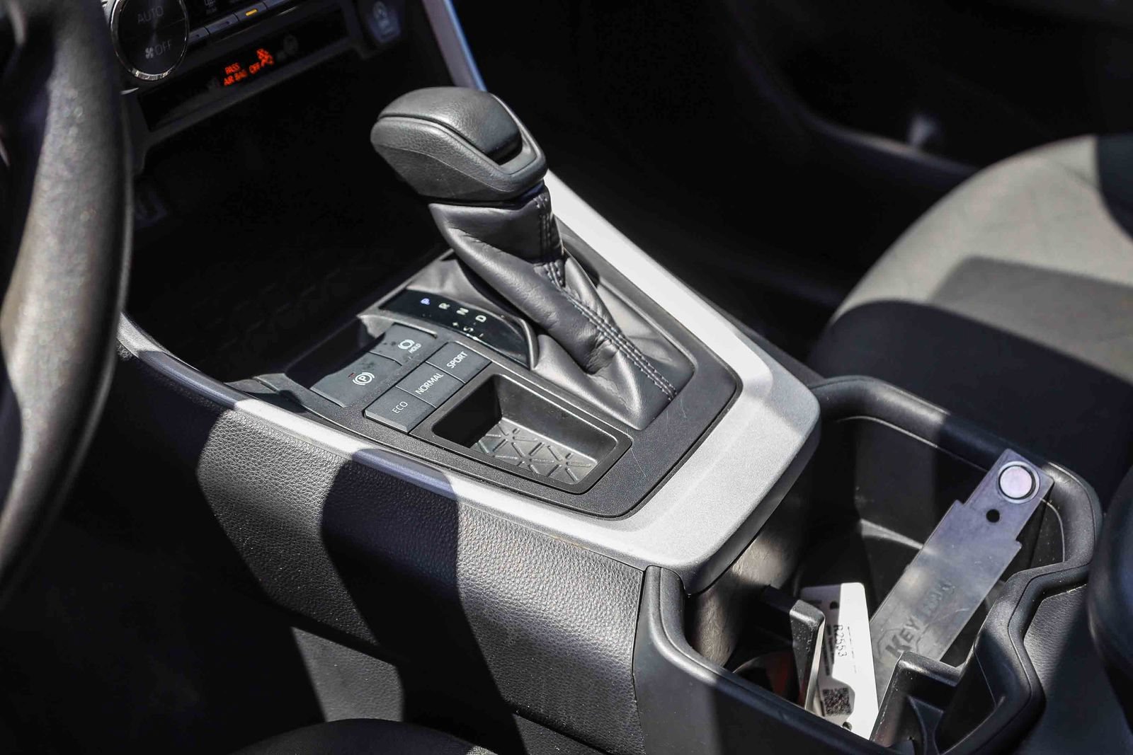 Certified 2024 Toyota RAV4 XLE FWD image 19