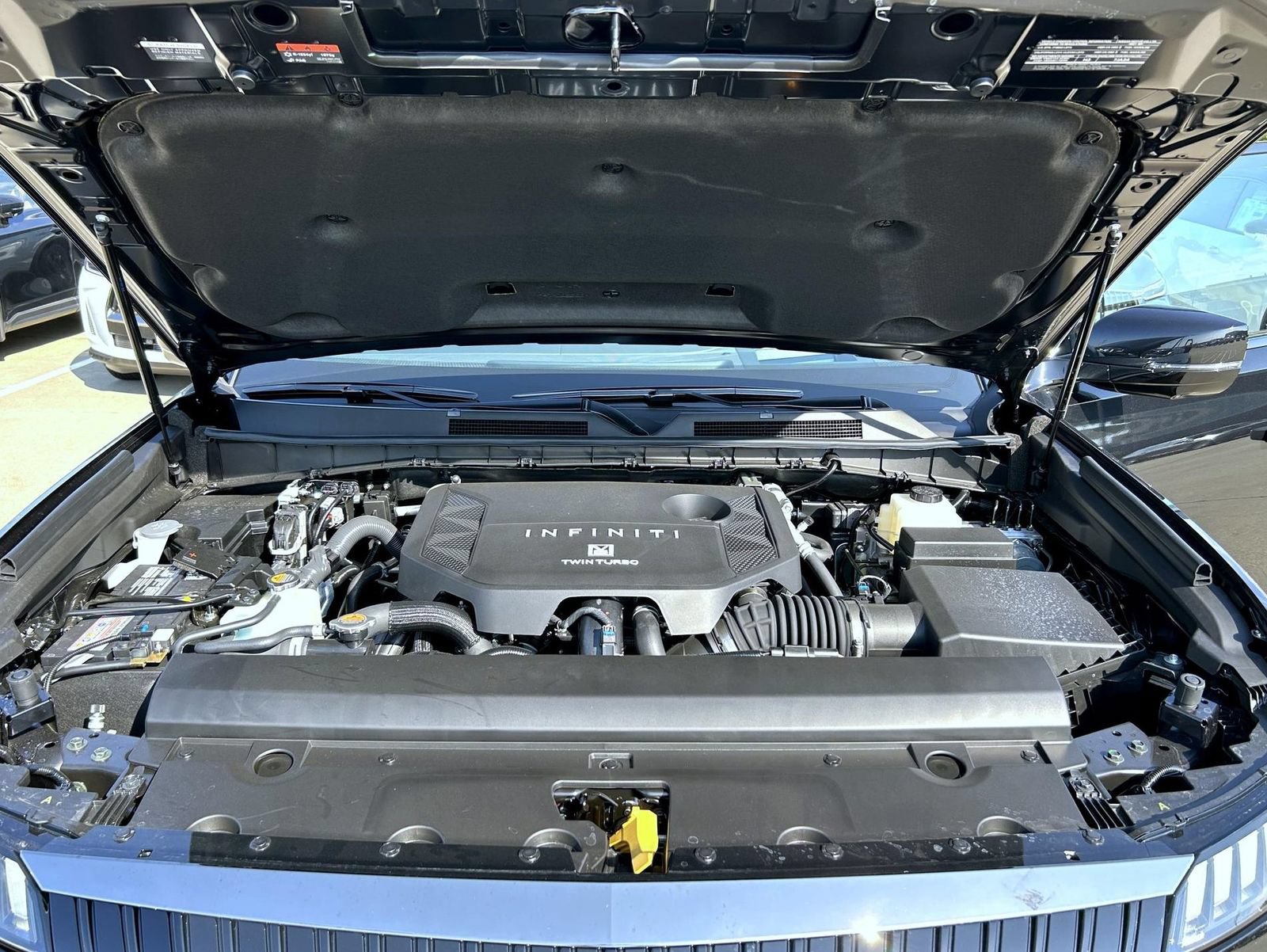 New 2027 INFINITI QX80 Autograph AWD/4WD image 26