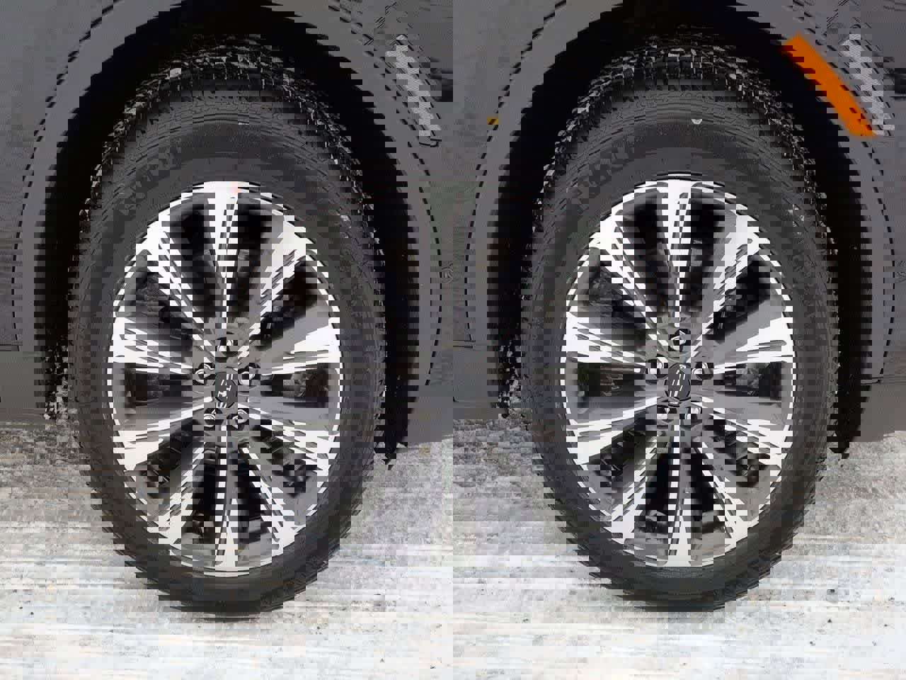 Used 2021 Lincoln Corsair Reserve w/ Equipment Group 201A image 13