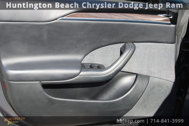 Used 2021 Tesla Model S Plaid image 10