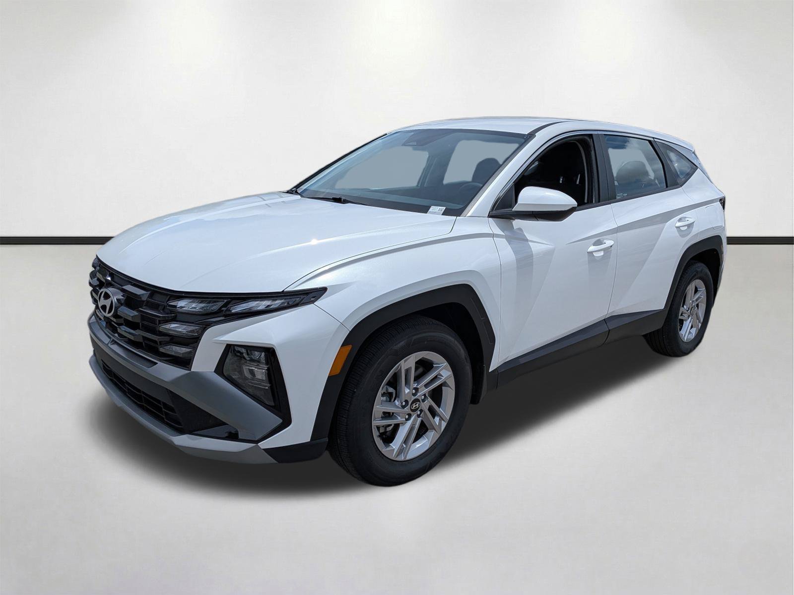 Used 2025 Hyundai Tucson SE FWD image 8