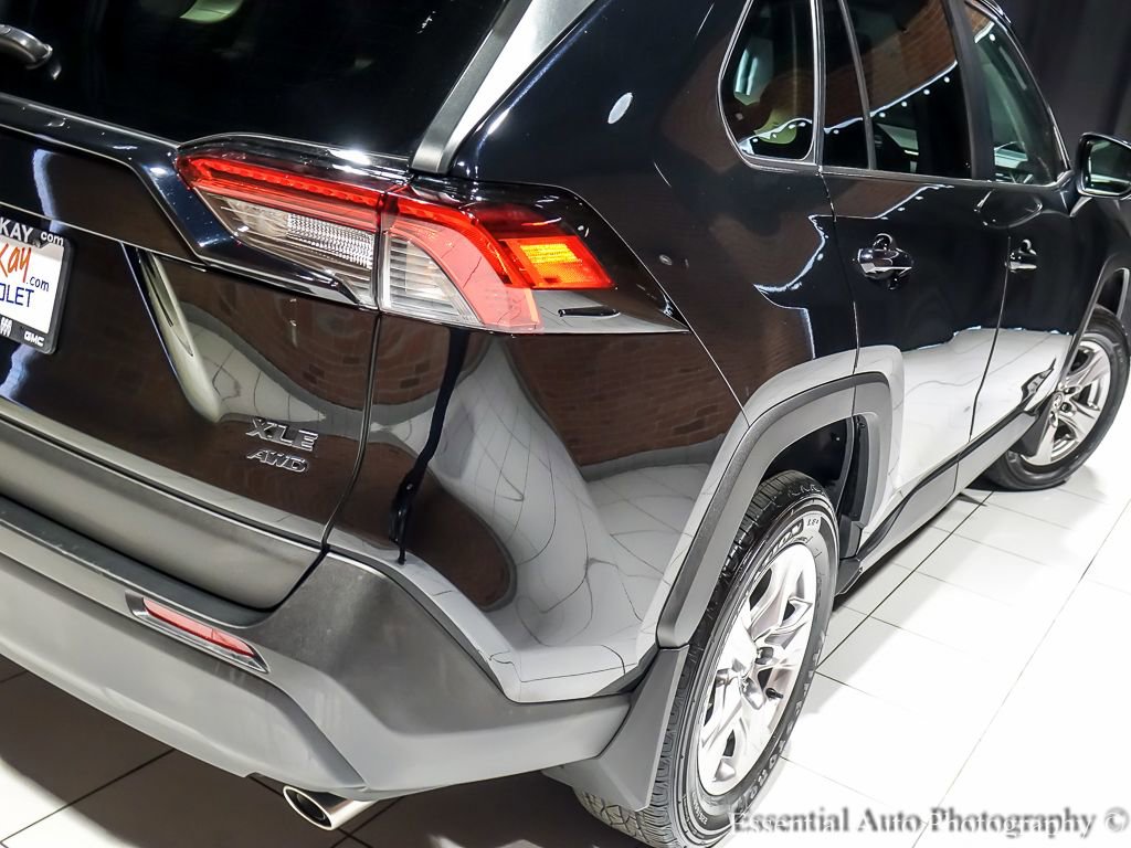 Used 2022 Toyota RAV4 XLE w/ Convenience Package AWD/4WD image 10
