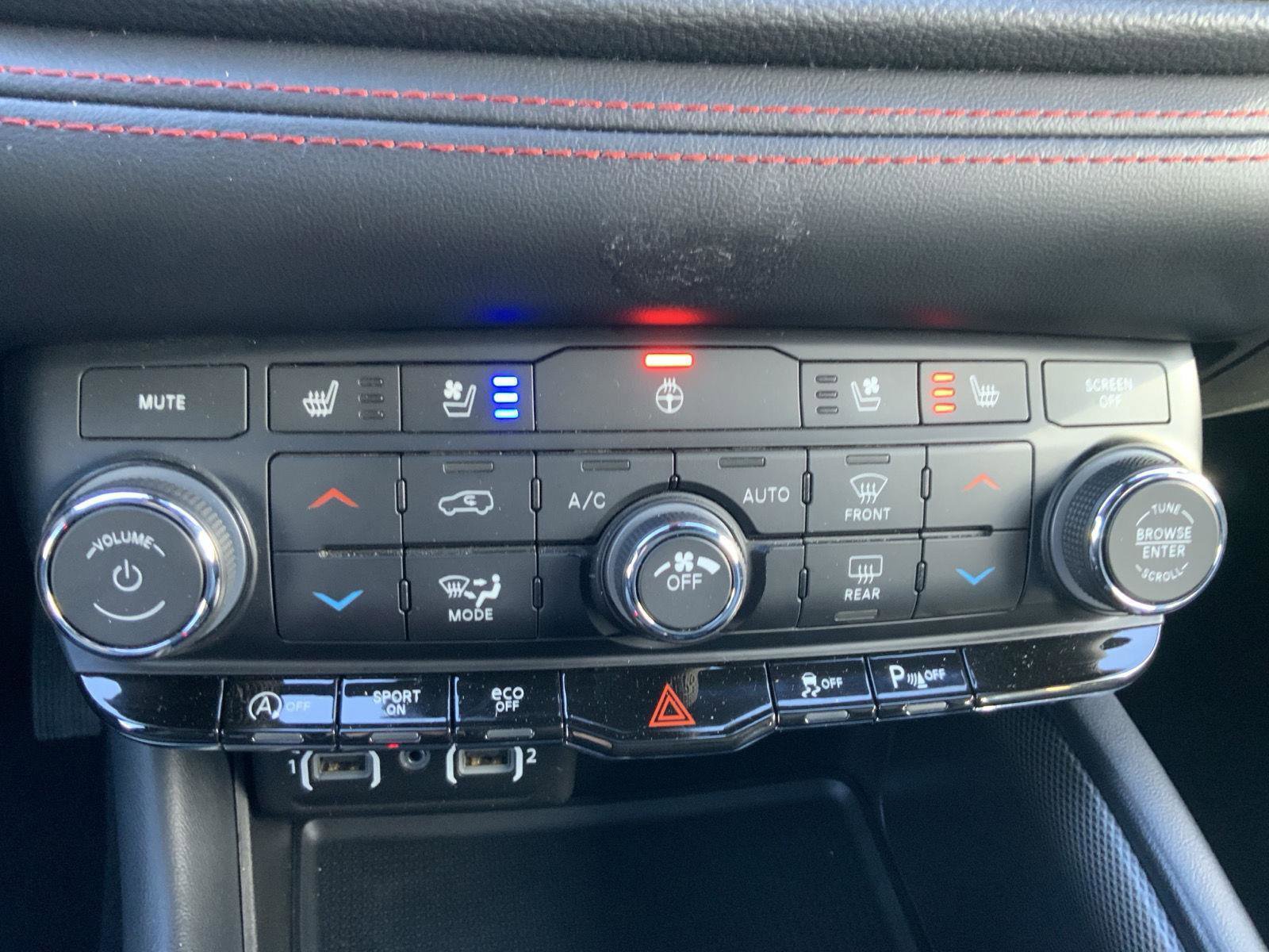 Used 2023 Dodge Durango GT image 47