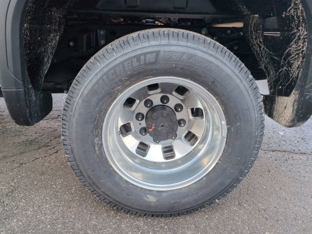New 2026 GMC Sierra 3500 Denali w/ Technology Package image 24