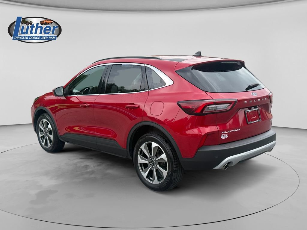 Used 2024 Ford Escape Platinum AWD/4WD image 3