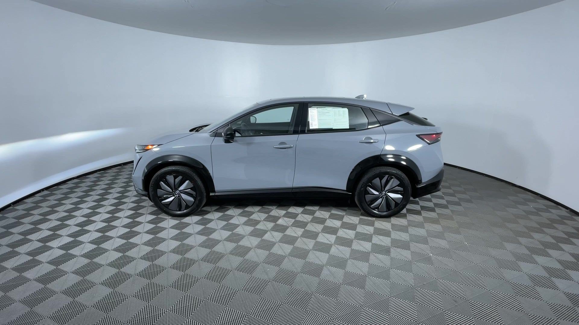 Certified 2024 Nissan Ariya AWD image 5