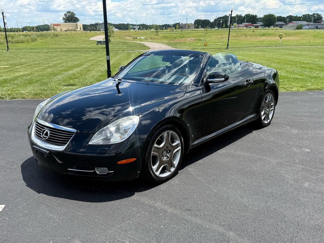 Used 2006 Lexus SC 430 Convertible RWD image 2