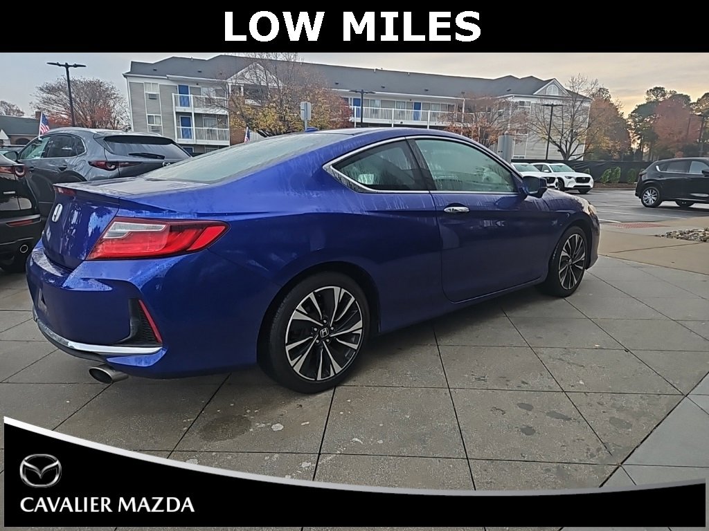 Used 2017 Honda Accord EX-L image 3