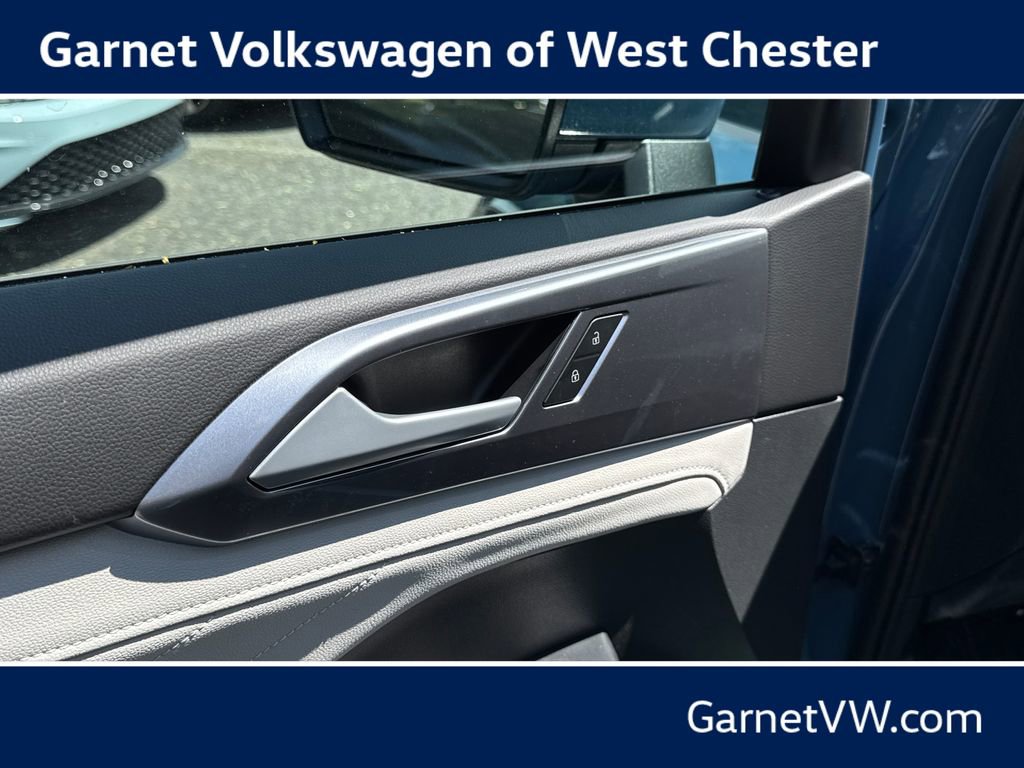 New 2026 Volkswagen Taos SEL AWD/4WD image 36