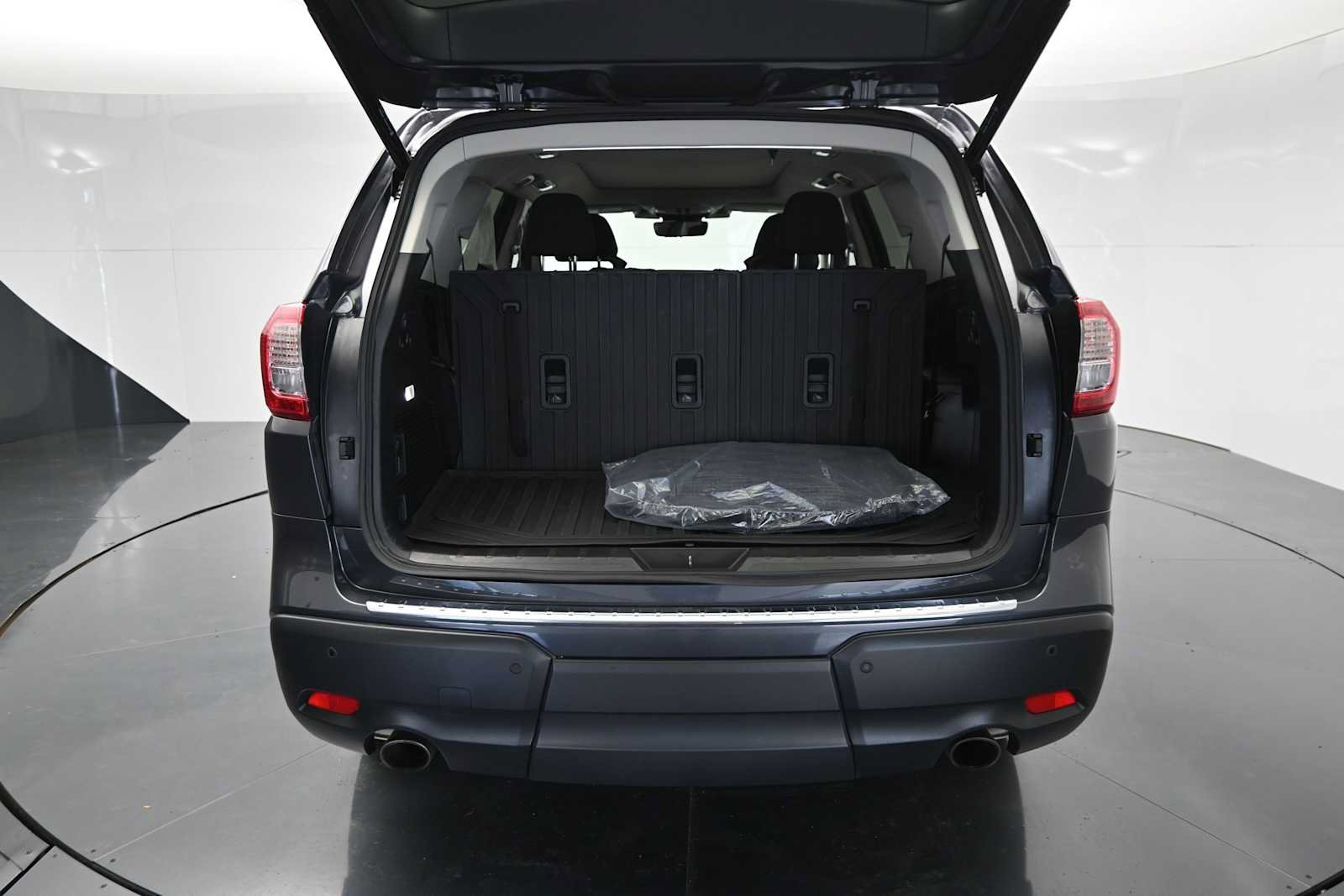 Used 2025 Subaru Ascent Onyx Edition AWD/4WD image 7