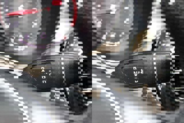 Used 2018 Mercedes-Benz GLC 300 Luxury w/ Multimedia Package image 18