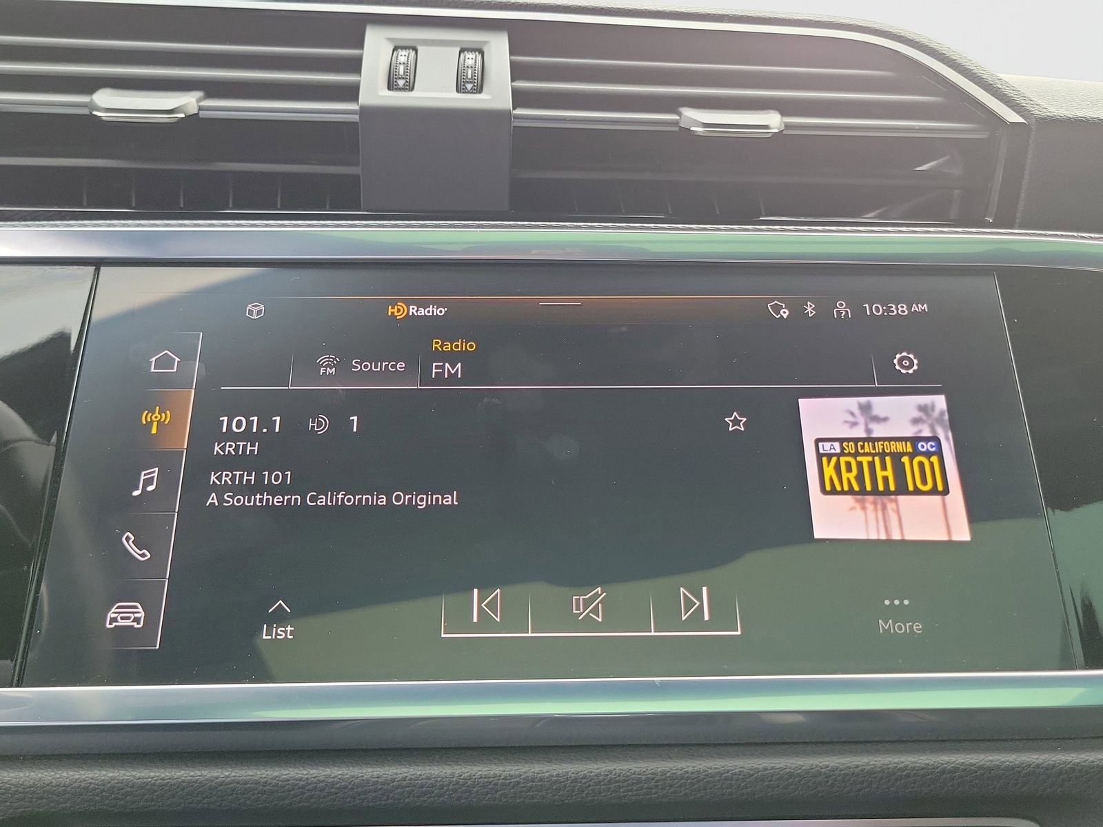 Used 2024 Audi Q3 2.0T Premium Plus image 27