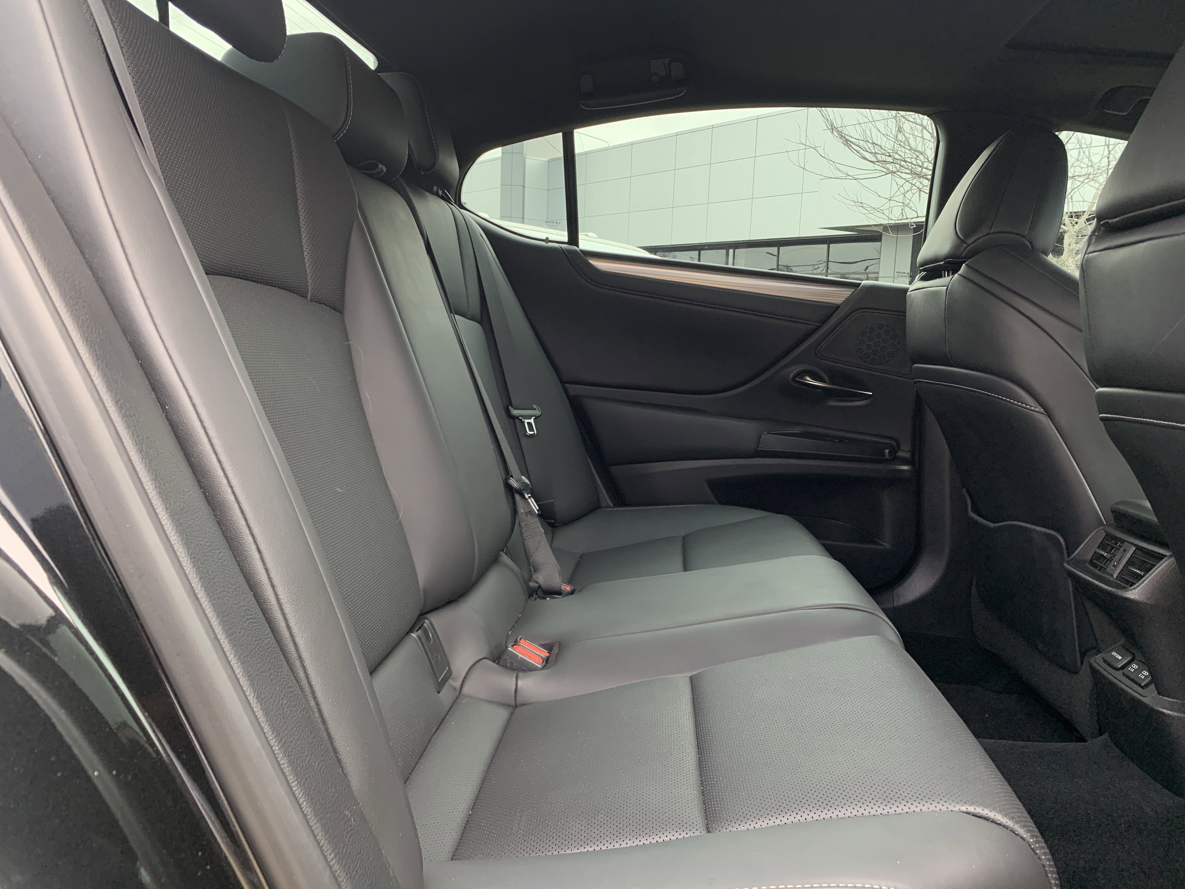 Certified 2021 Lexus ES 350 F Sport w/ Accessory Package 2 image 33