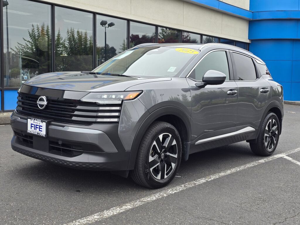 Used 2025 Nissan Kicks SV w/ SV Premium Package