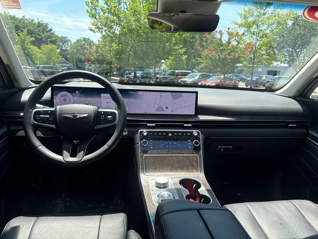 Used 2025 Genesis GV80 3.5T Advanced AWD/4WD image 28