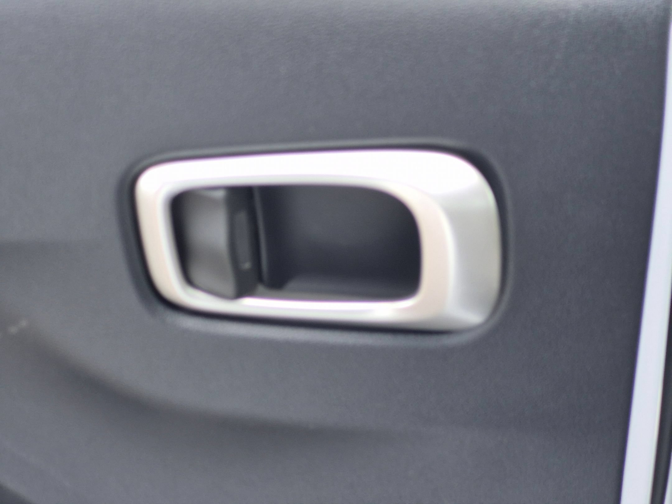 Used 2025 Hyundai Venue SEL FWD image 27