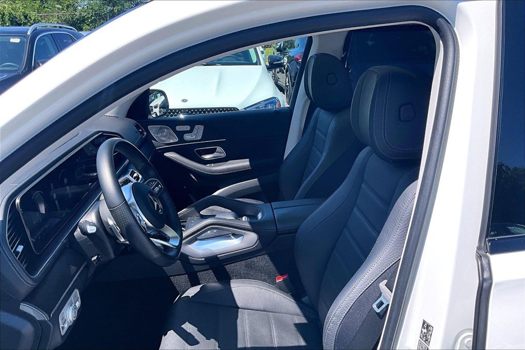 Certified 2023 Mercedes-Benz GLS 580 4MATIC image 27