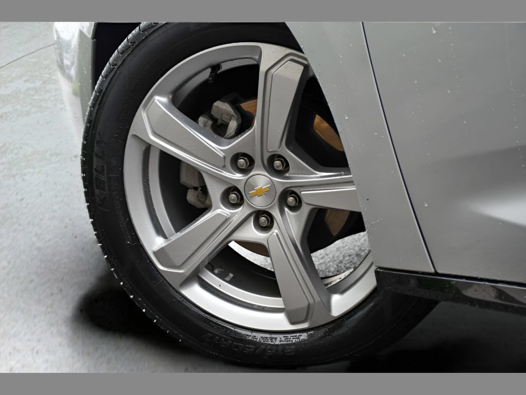 Used 2018 Chevrolet Volt LT w/ LT Driver Confidence Package FWD image 13