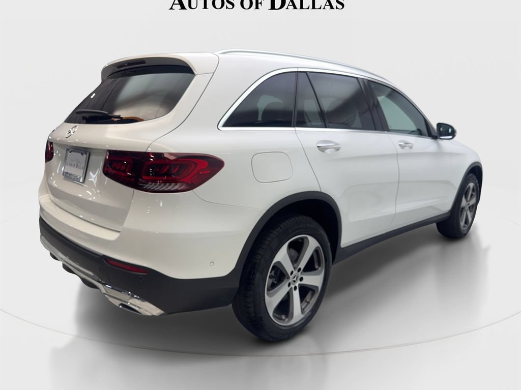 Used 2022 Mercedes-Benz GLC 300 w/ Premium Package Lite image 6