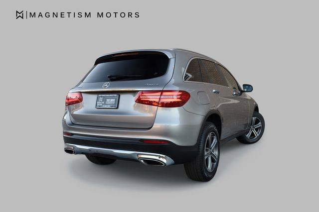 Used 2019 Mercedes-Benz GLC 300 4MATIC image 6