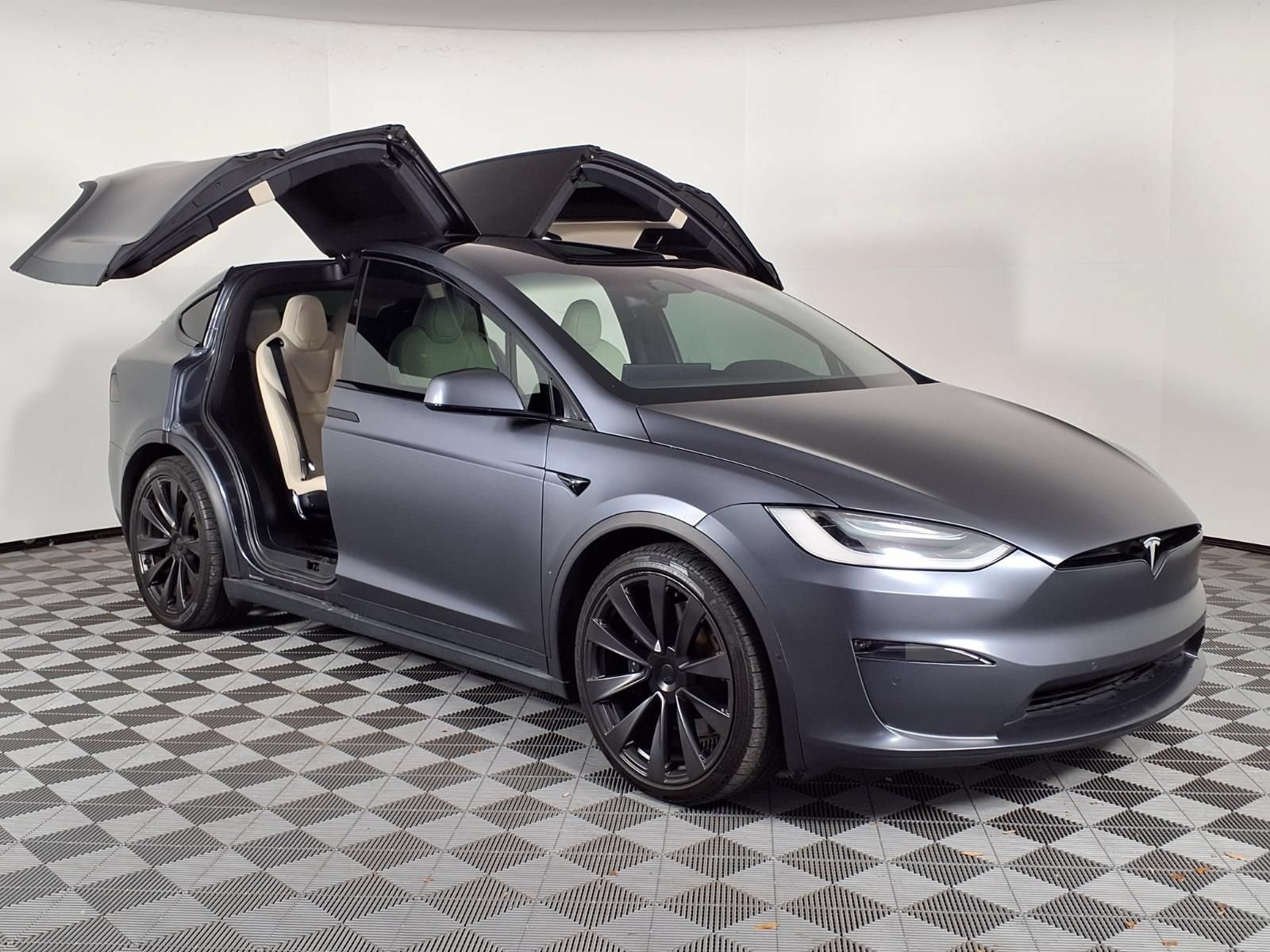 Used 2022 Tesla Model X Plaid AWD/4WD image 34