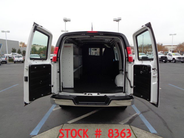 Used 2024 Chevrolet Express 2500 w/ Driver Convenience Package image 5