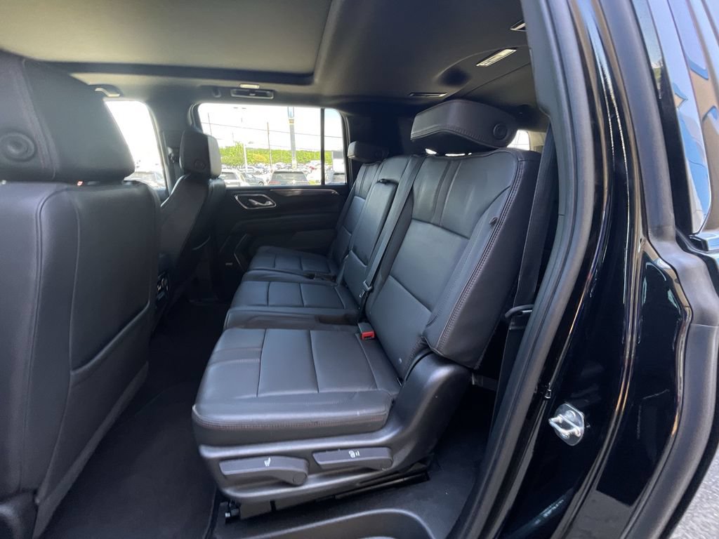 Certified 2023 Chevrolet Suburban RST AWD/4WD image 26