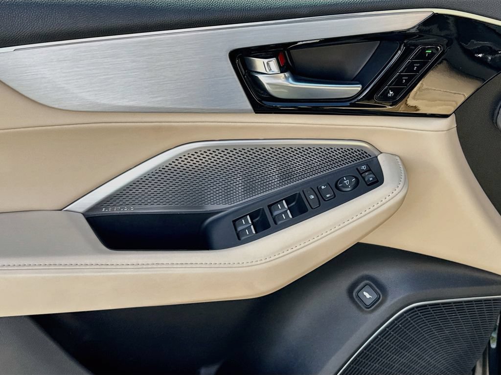 Used 2024 Acura MDX w/ Technology Package FWD image 23