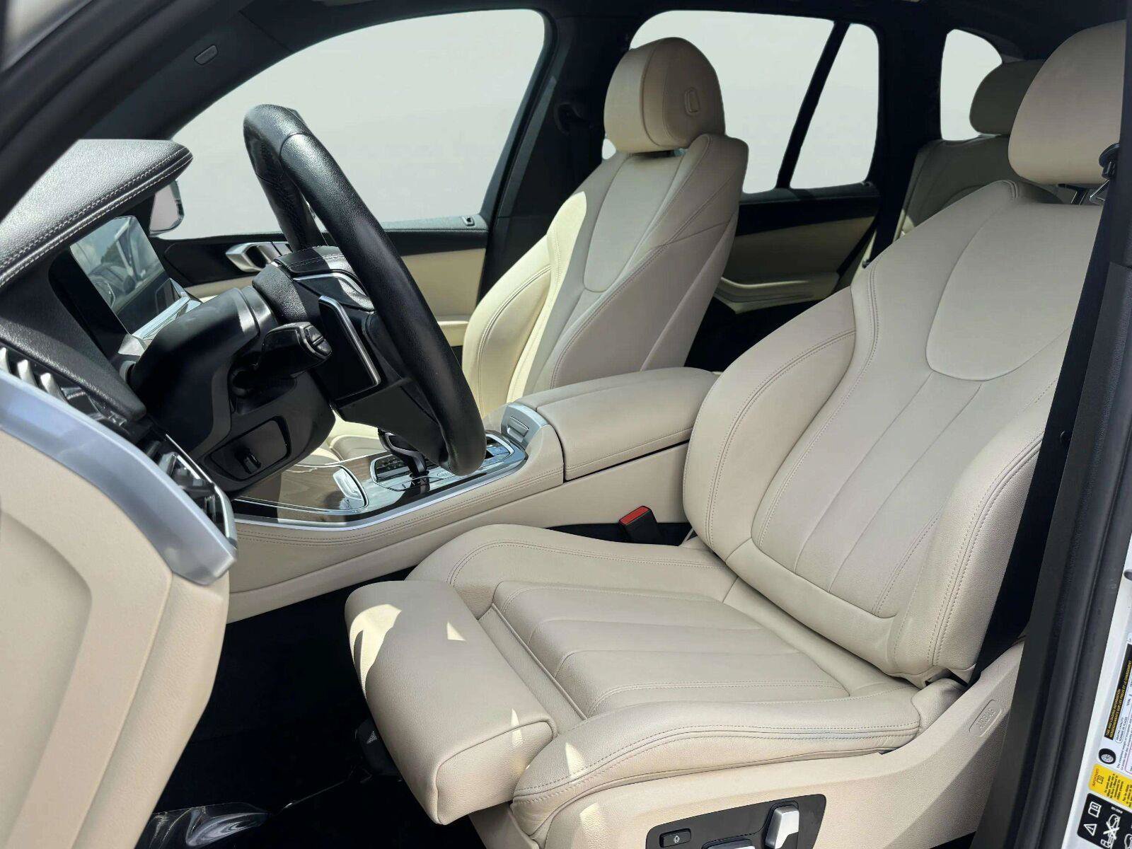 Used 2022 BMW X5 xDrive40i w/ Premium Package AWD/4WD image 22