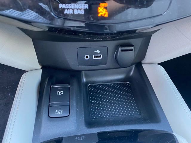 Used 2019 Nissan Rogue Sport SL w/ Premium Package image 23