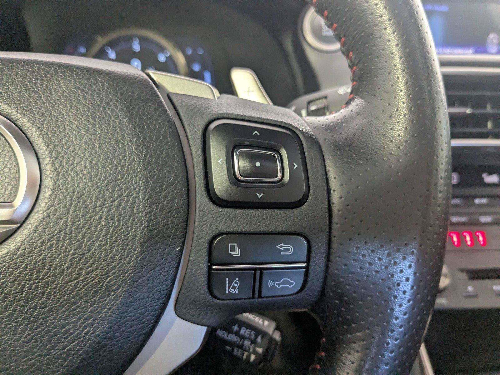 Used 2020 Lexus IS 350 F Sport w/ F Sport Package RWD image 18