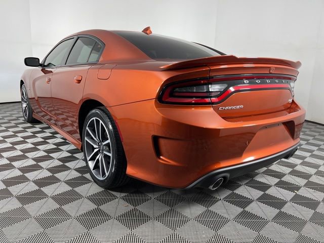 Used 2022 Dodge Charger R/T w/ Plus Group RWD image 8