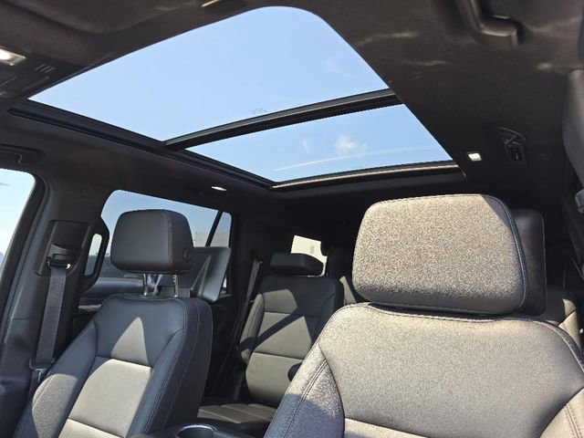 Used 2023 Chevrolet Tahoe Z71 w/ Luxury Package image 4