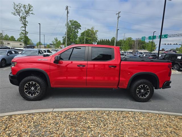 Used 2024 Chevrolet Silverado 1500 ZR2 w/ Technology Package AWD/4WD image 8