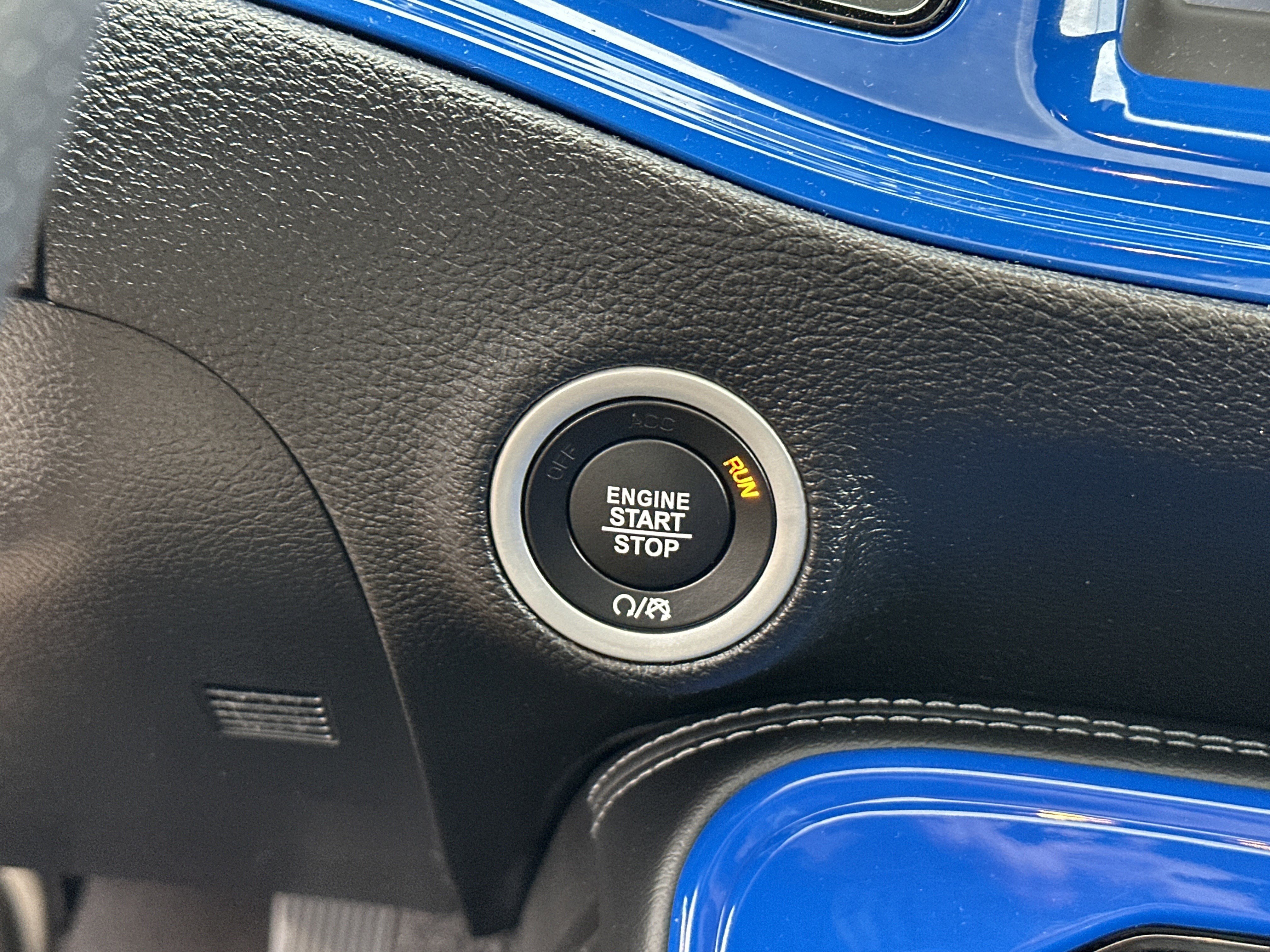 Used 2023 Dodge Challenger SXT w/ Blacktop Package image 21