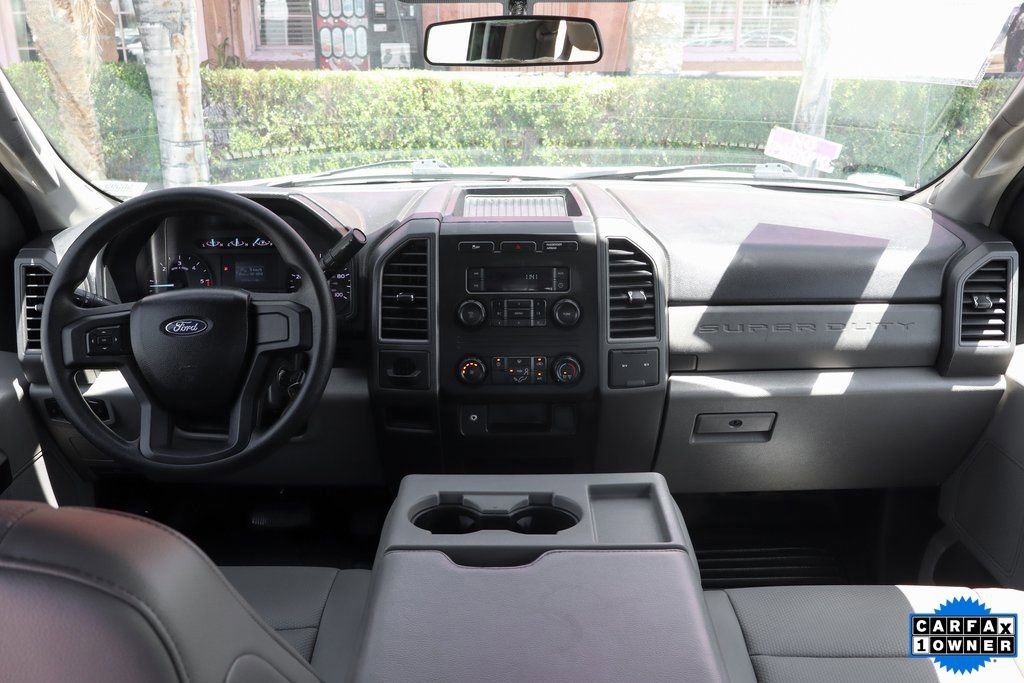 Used 2017 Ford F550 2WD Crew Cab Super Duty image 22