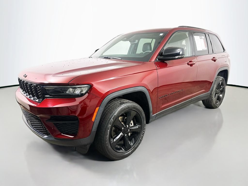 Used 2022 Jeep Grand Cherokee Altitude RWD video 3