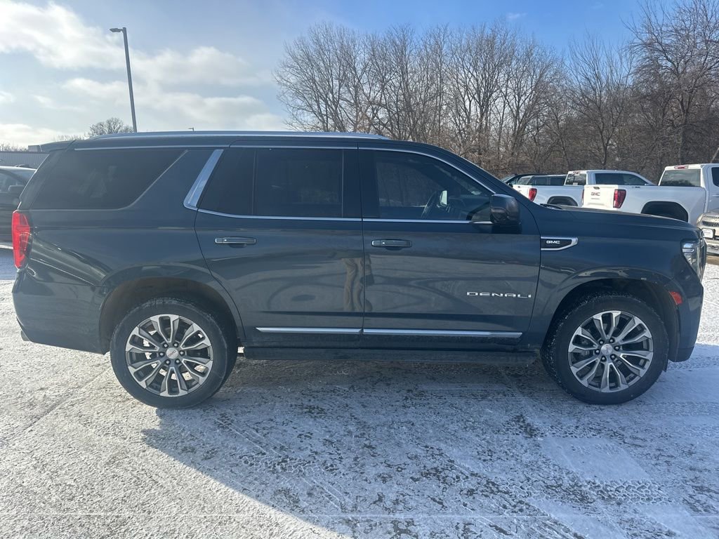 Used 2021 GMC Yukon Denali w/ Denali Premium Package image 6