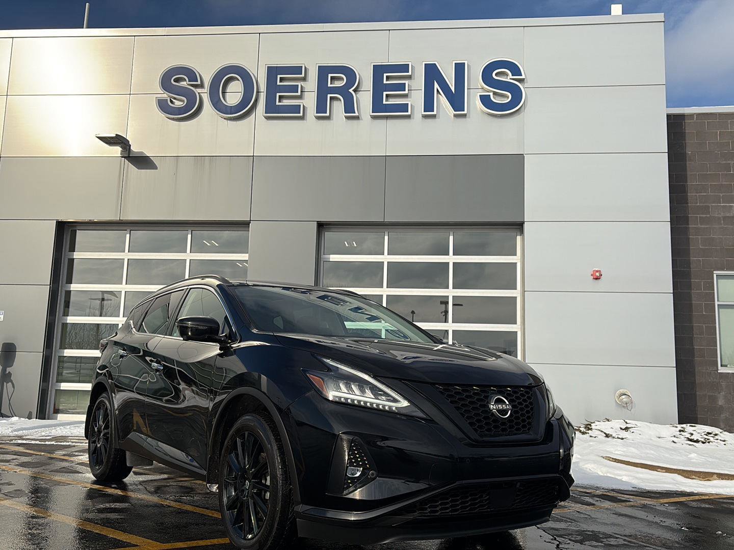 Used 2024 Nissan Murano SL