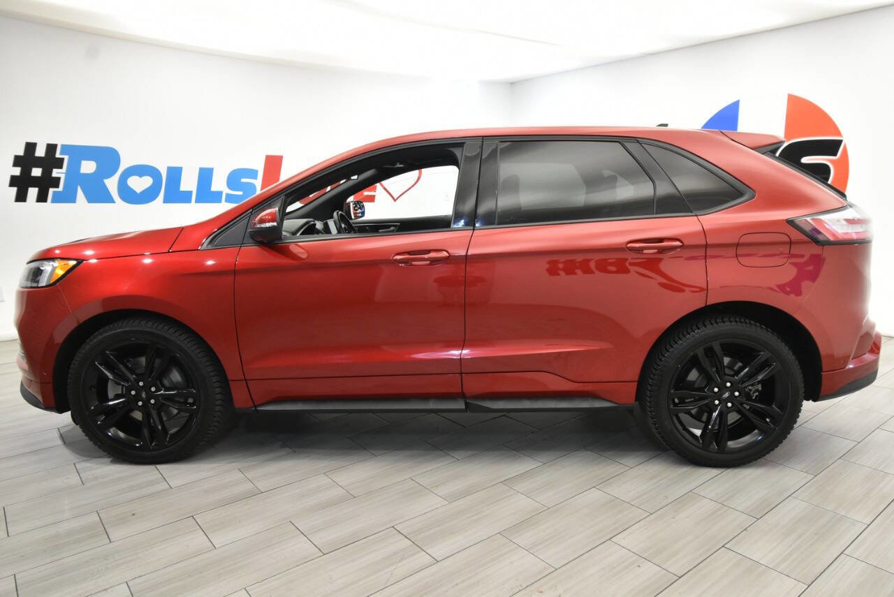Used 2021 Ford Edge ST w/ Equipment Group 401A image 2