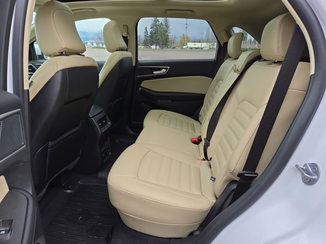Used 2024 Ford Edge SEL w/ Convenience Package image 29
