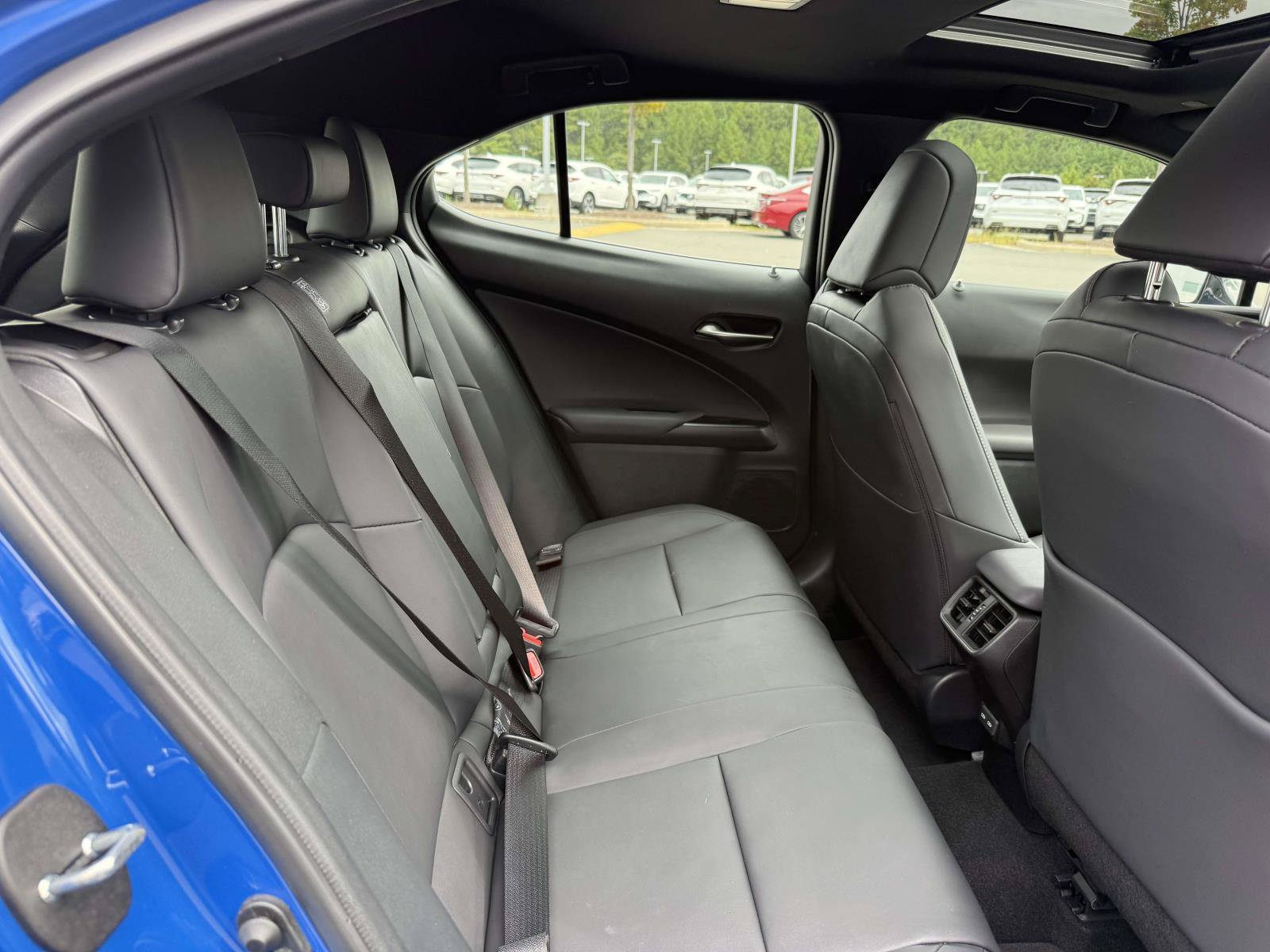 Used 2023 Lexus UX 250h AWD w/ Premium Package image 15