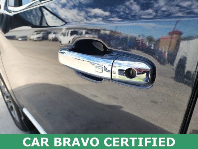 Certified 2024 Chevrolet Silverado 1500 High Country w/ Technology Package image 13