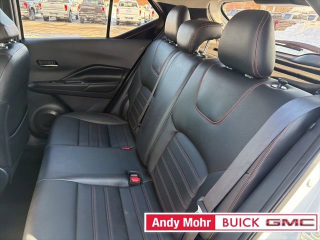 Used 2019 Nissan Kicks SR w/ SR Premium Package image 18