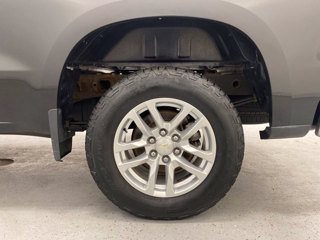 Used 2019 Chevrolet Silverado 1500 LT w/ All-Star Edition AWD/4WD image 10
