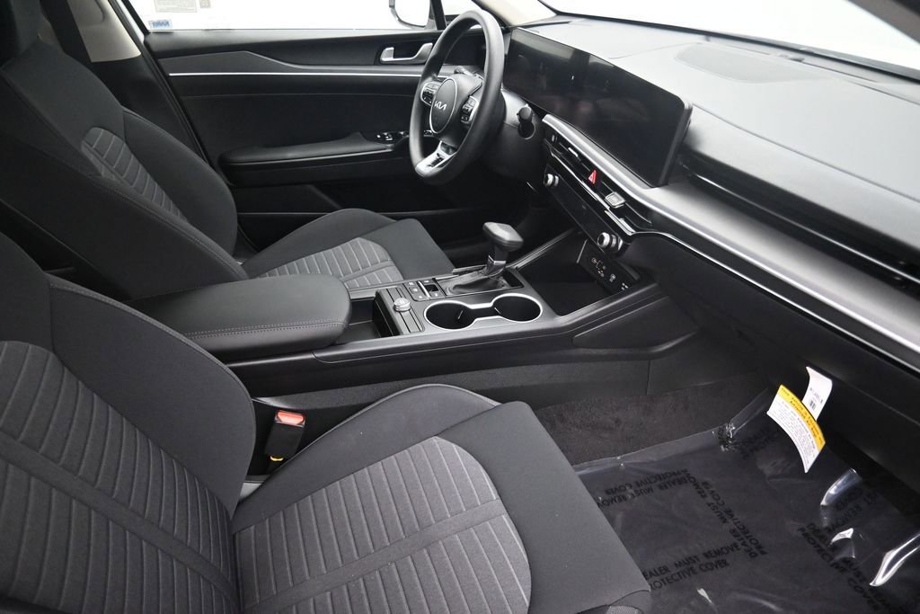 New 2026 Kia K5 LXS FWD image 18
