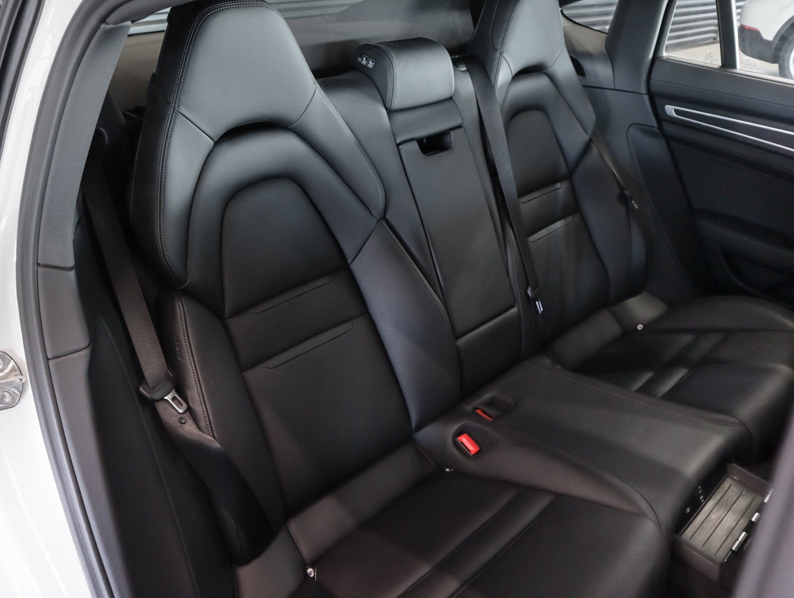 Certified 2023 Porsche Panamera 4S AWD/4WD image 6