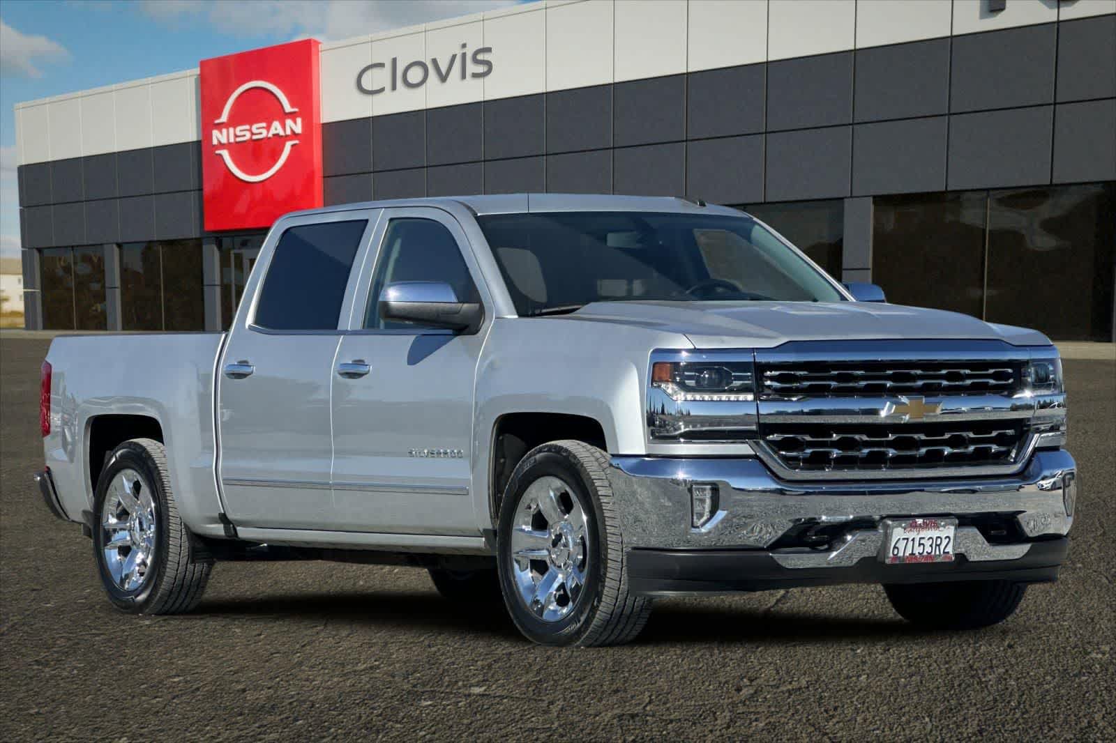 Used 2018 Chevrolet Silverado 1500 LTZ w/ Sport Package AWD/4WD image 10