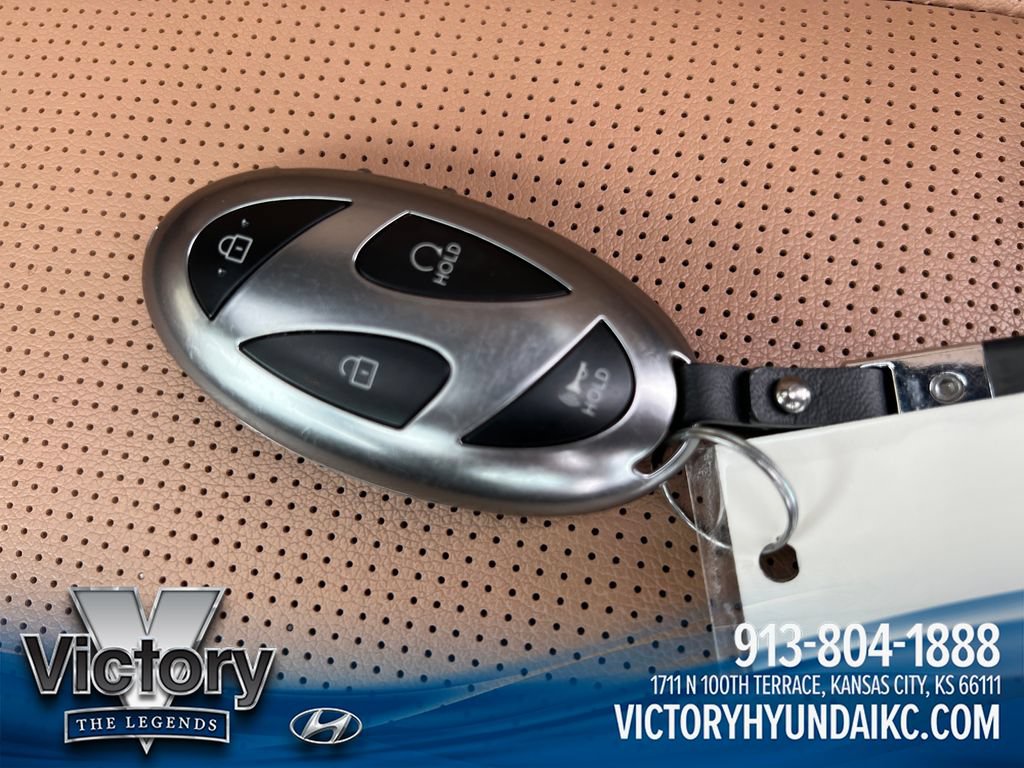 Used 2024 Hyundai Santa Fe Limited AWD/4WD image 29