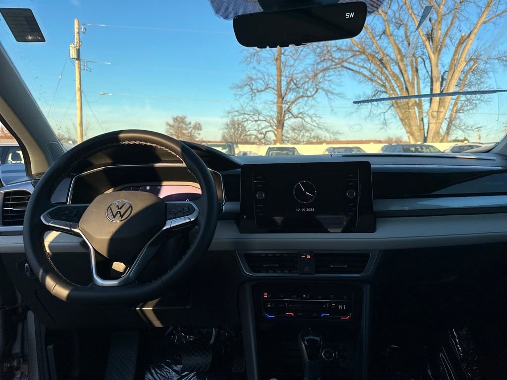 New 2026 Volkswagen Taos SEL image 16